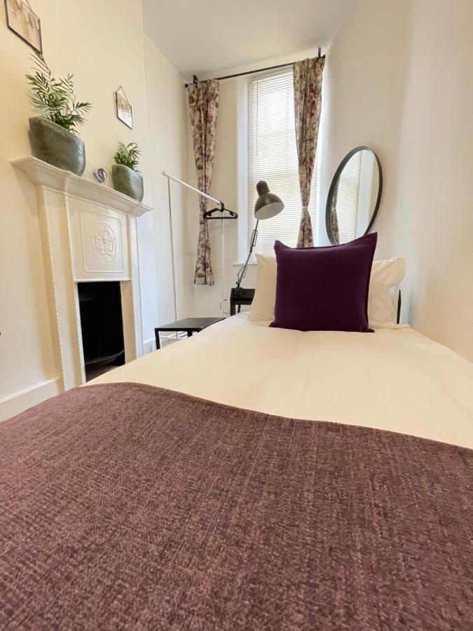 Central Located Two Bedroom Suite Bristol Esterno foto