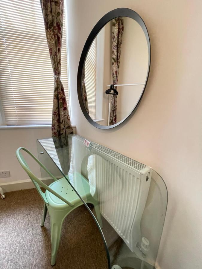 Central Located Two Bedroom Suite Bristol Esterno foto