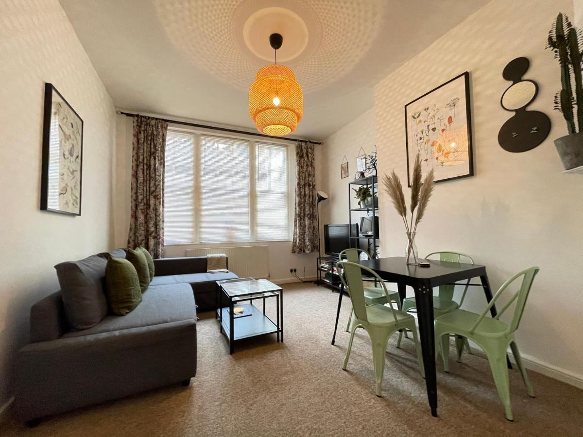 Central Located Two Bedroom Suite Bristol Esterno foto
