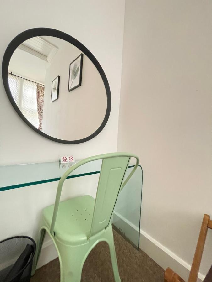 Central Located Two Bedroom Suite Bristol Esterno foto